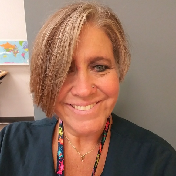 Meet your Posher, D'ayn - Picture 4 of 8